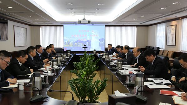 集團杜江總經(jīng)理會見海南省委常委、秘書長胡光輝一行（圖）
